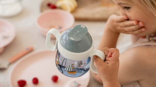 Los mejores vasos antiderrames para bebé